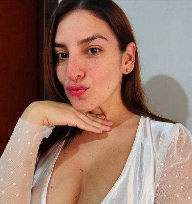 Alexandra Barturen Bazan Photo #16