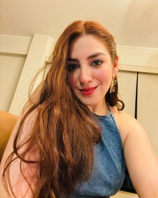 Alexandra Barturen Bazan Photo #36