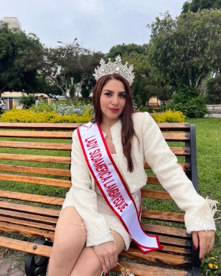 Alexandra Barturen Bazan Photo #37