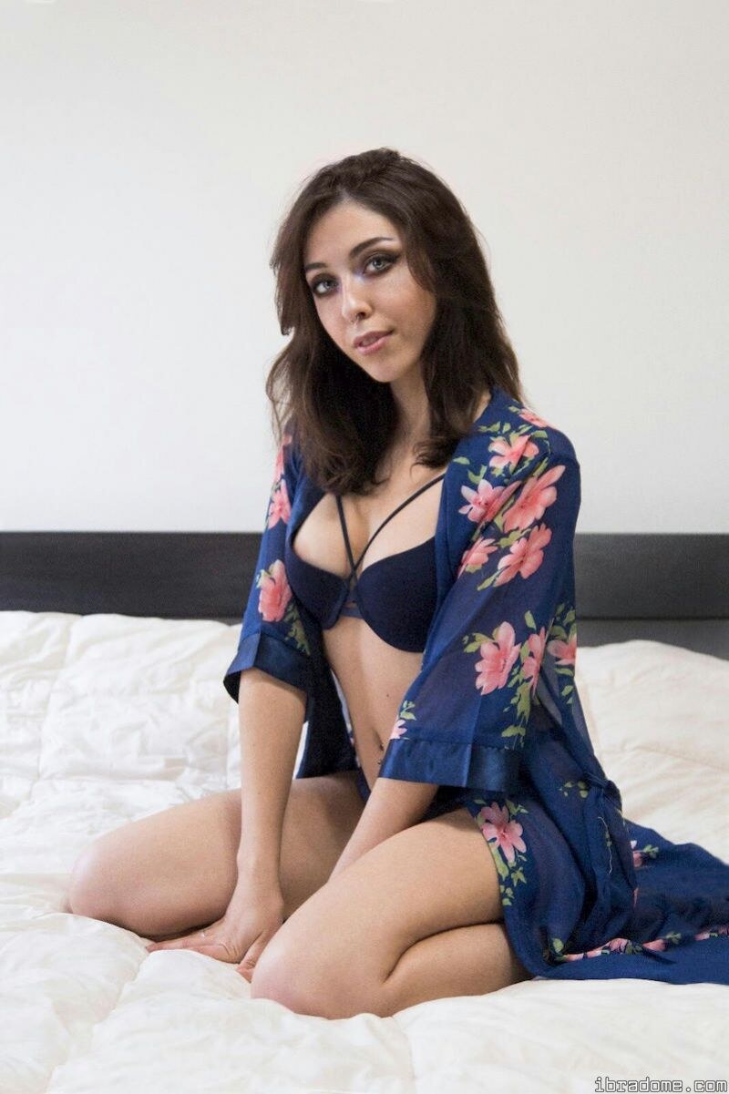 Acidblue Photo #51
