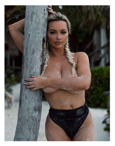 Lindsey Pelas Photo #27
