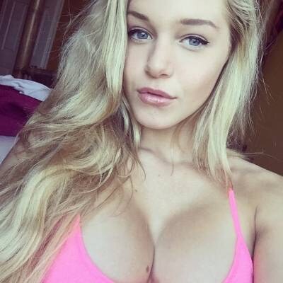 Courtney Tailor Photo #85