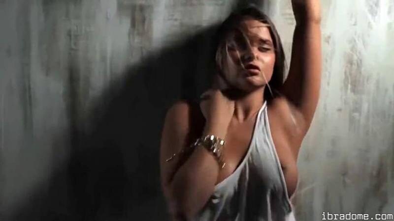 Anastasiya Kvitko Photo #24