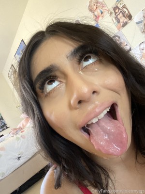 Violet Myers Photo #308