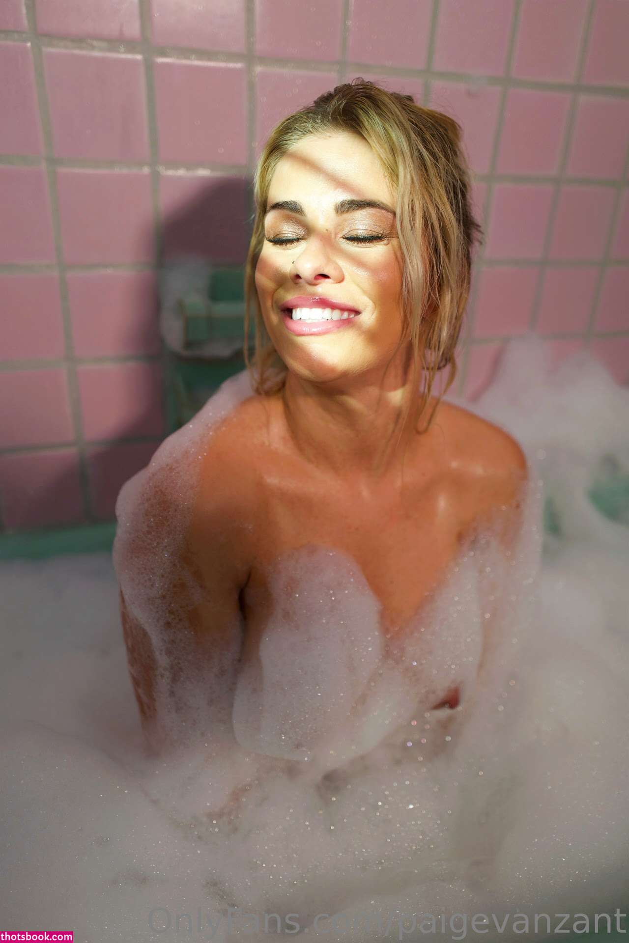 Paige Vanzant Photo #628