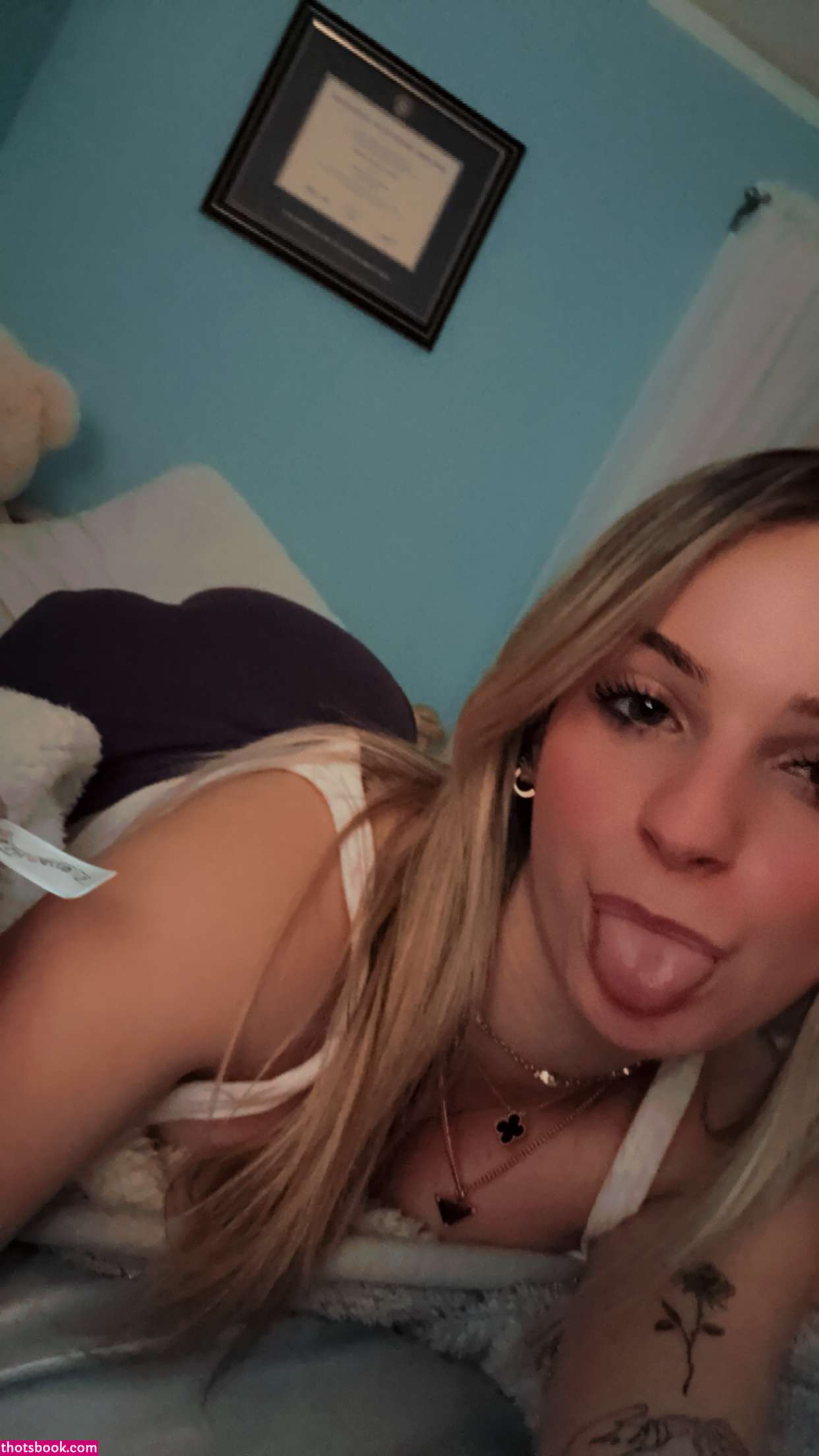 Kaitlyn Krems Photo #156