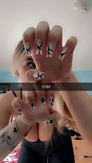 Kaitlyn Krems Photo #190