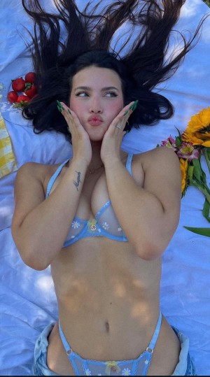 zhamira Photo #9