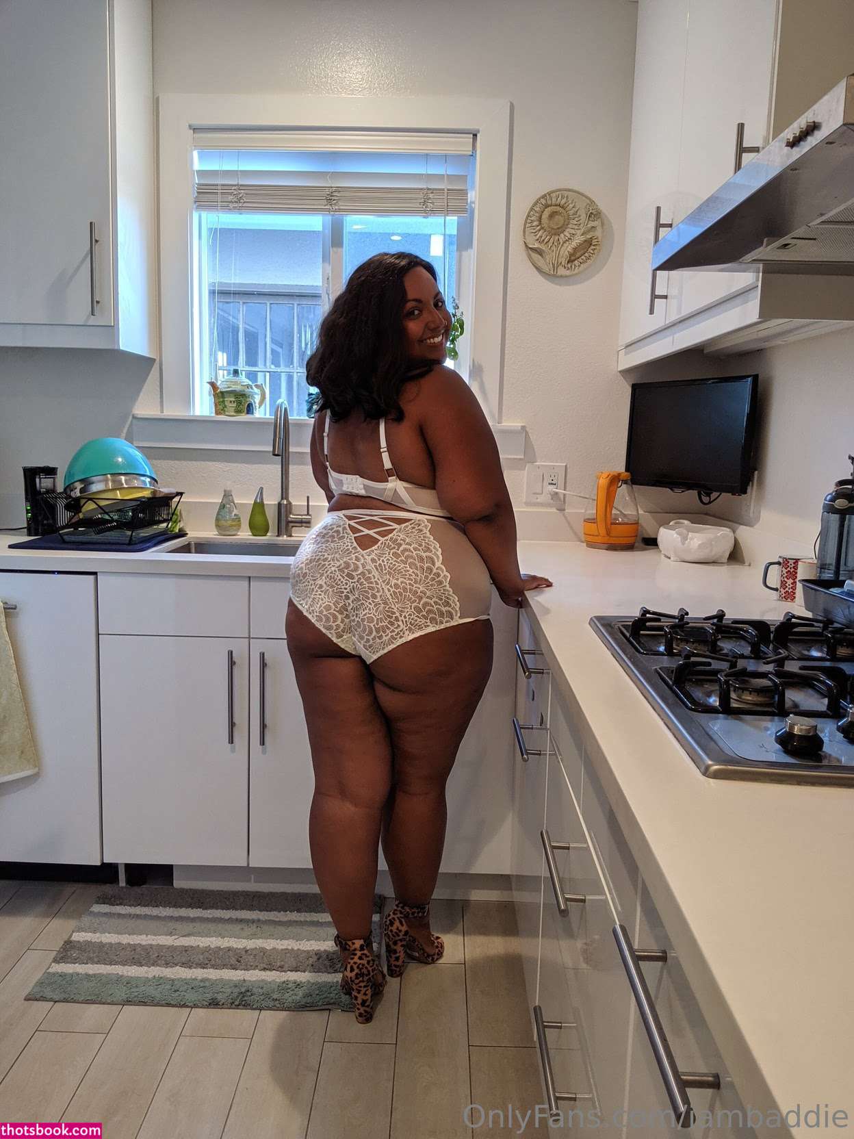iambaddie Photo #34