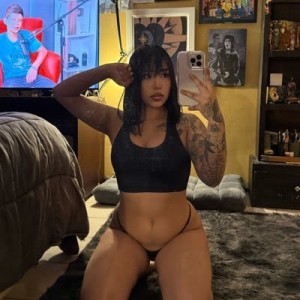 Paola Calderon Photo #5