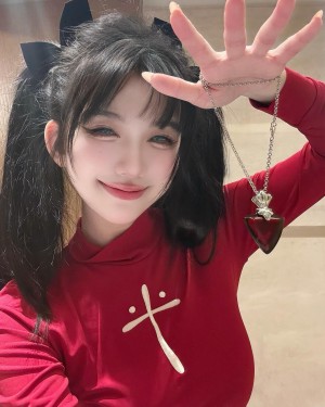 Xlii Evelyn Photo #3