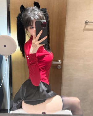 Xlii Evelyn Photo #4