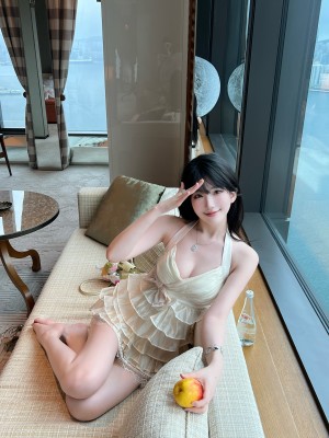 Xlii Evelyn Photo #6