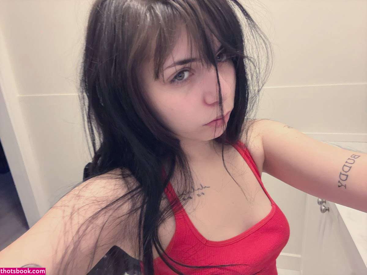 Sadgirlfetish Photo #9