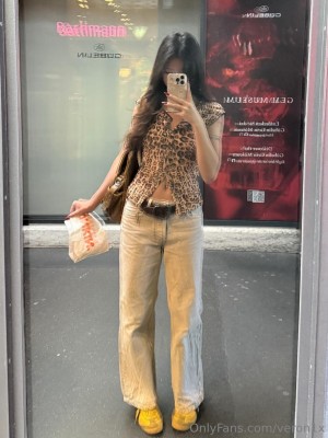 Veronica Yeoh Photo #20