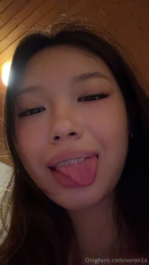 Veronica Yeoh Photo #22