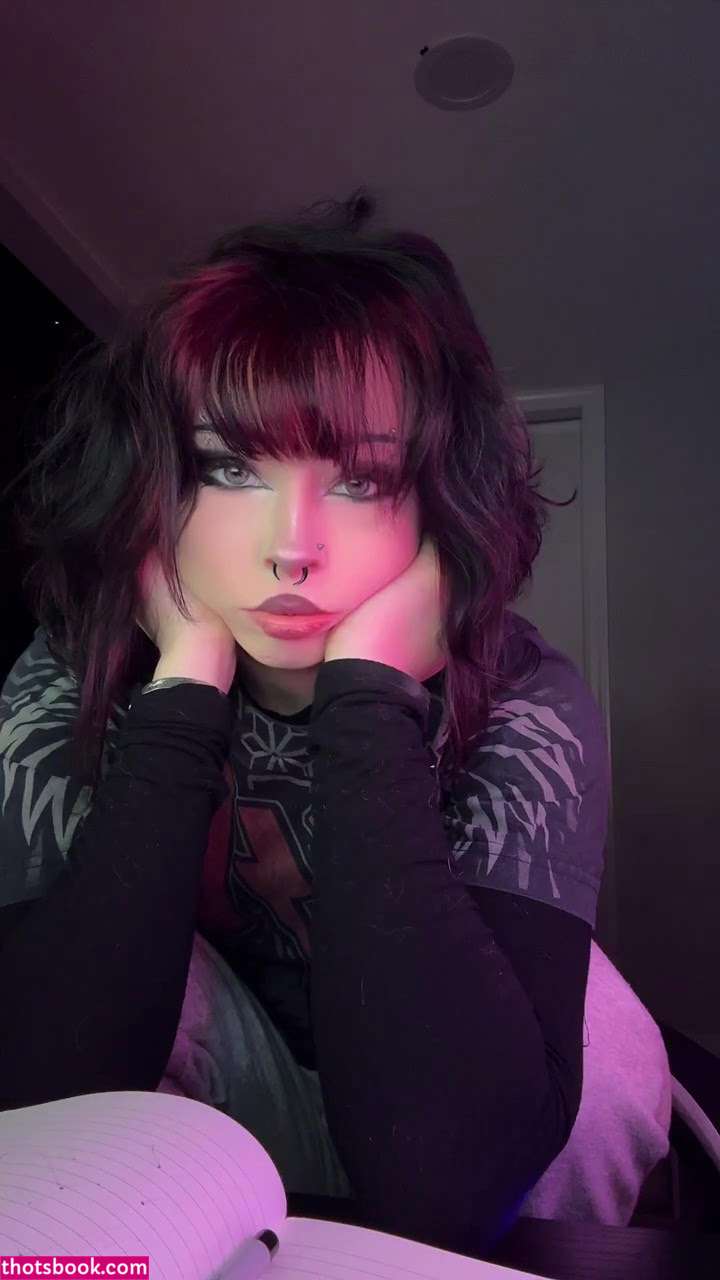 gothpimpbitcxh Photo #5