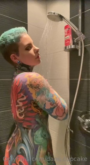 Danii Cupcake Post #3