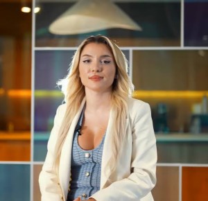 Selen Senal Photo #4