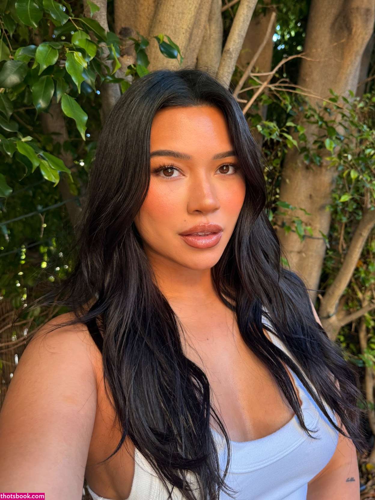 Julia Kelly Photo #113