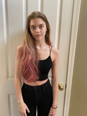 Emma Beardsley Photo #10