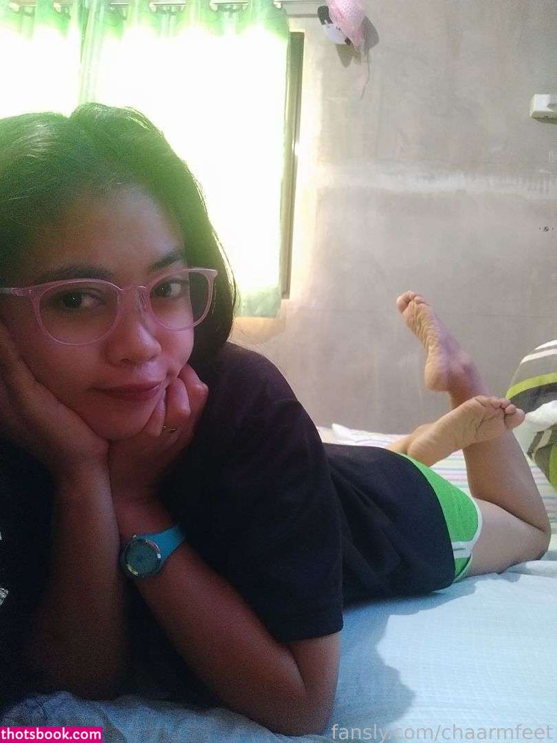 chaarmfeet Photo #6