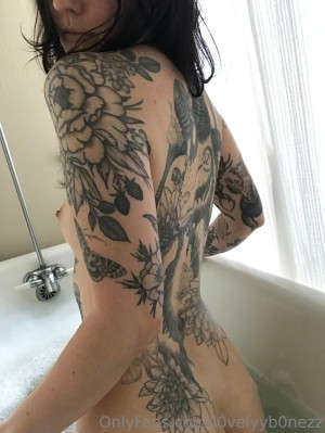 l0velyyb0nezz Photo #19