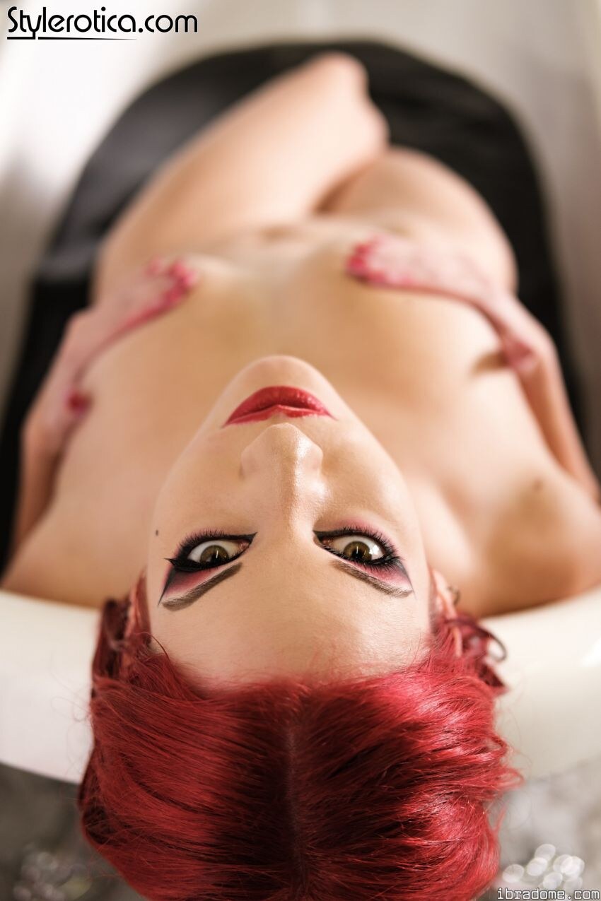 Stylerotica Photo #693