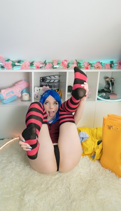 Alice Delish Photo #575