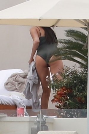 Selena Gomez Photo #2