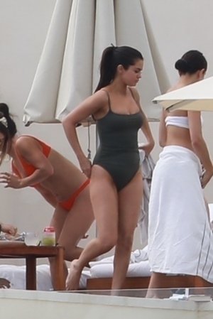 Selena Gomez Photo #3