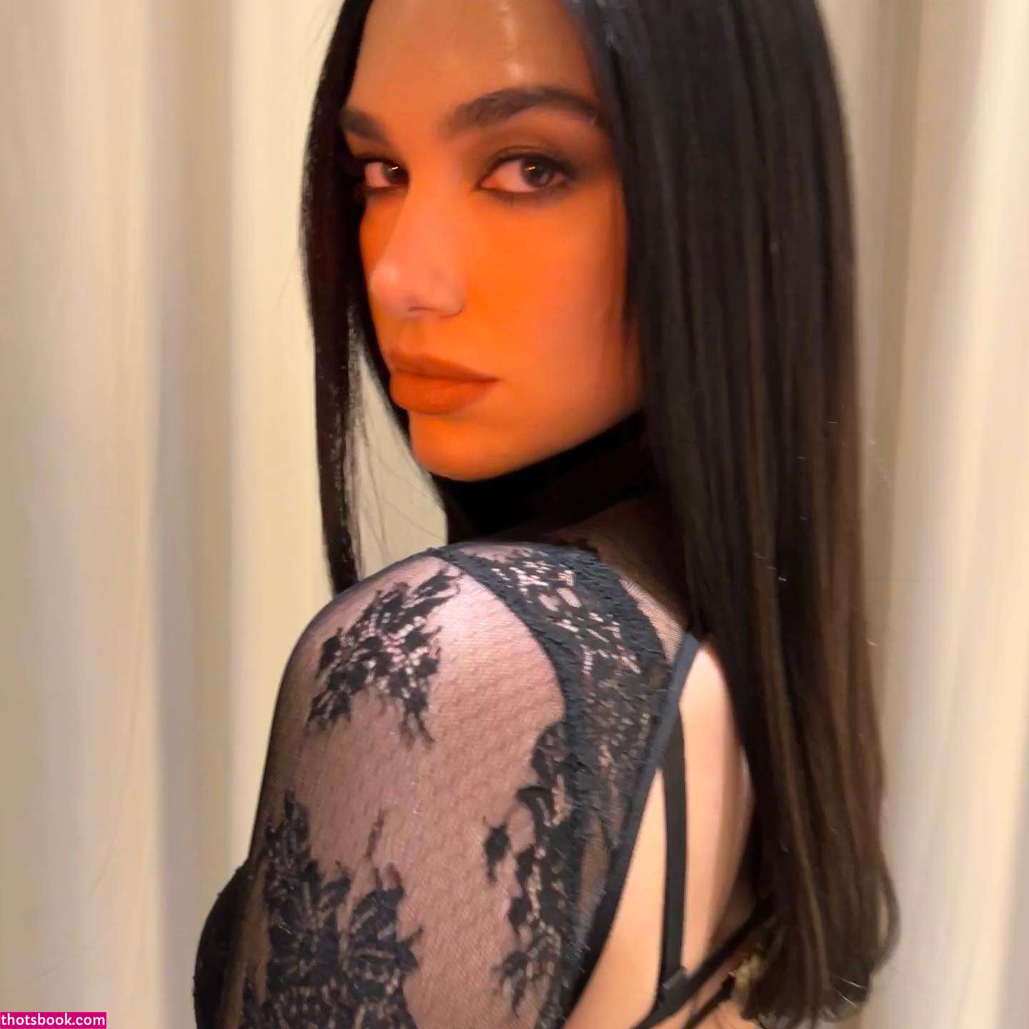 Dua Lipa Photo #23
