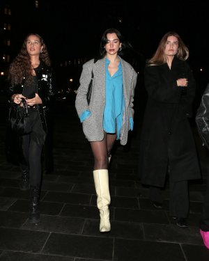 Dua Lipa Photo #39