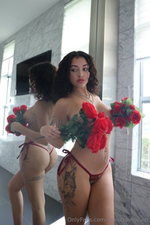 Malu Trevejo Photo #809