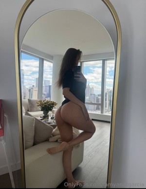 Yanet Garcia Photo #182