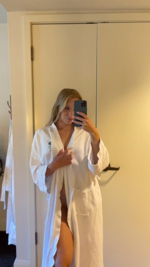 Caroline Zalog Post #336