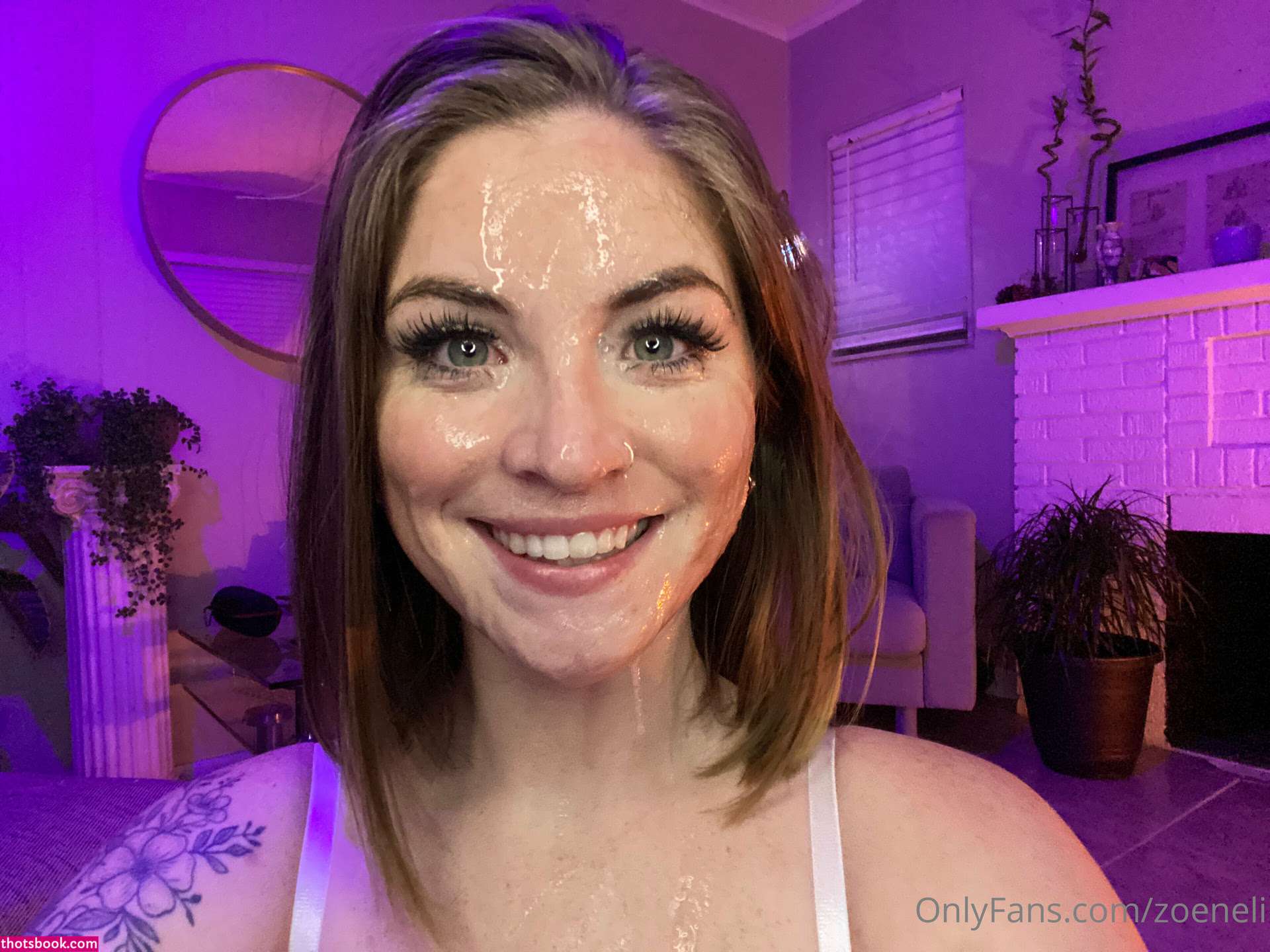 Zoeneli Photo #133