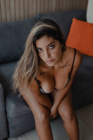 Canela Devoto Photo #47