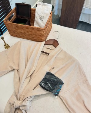 Prapatsorn Theethatburee Photo #3