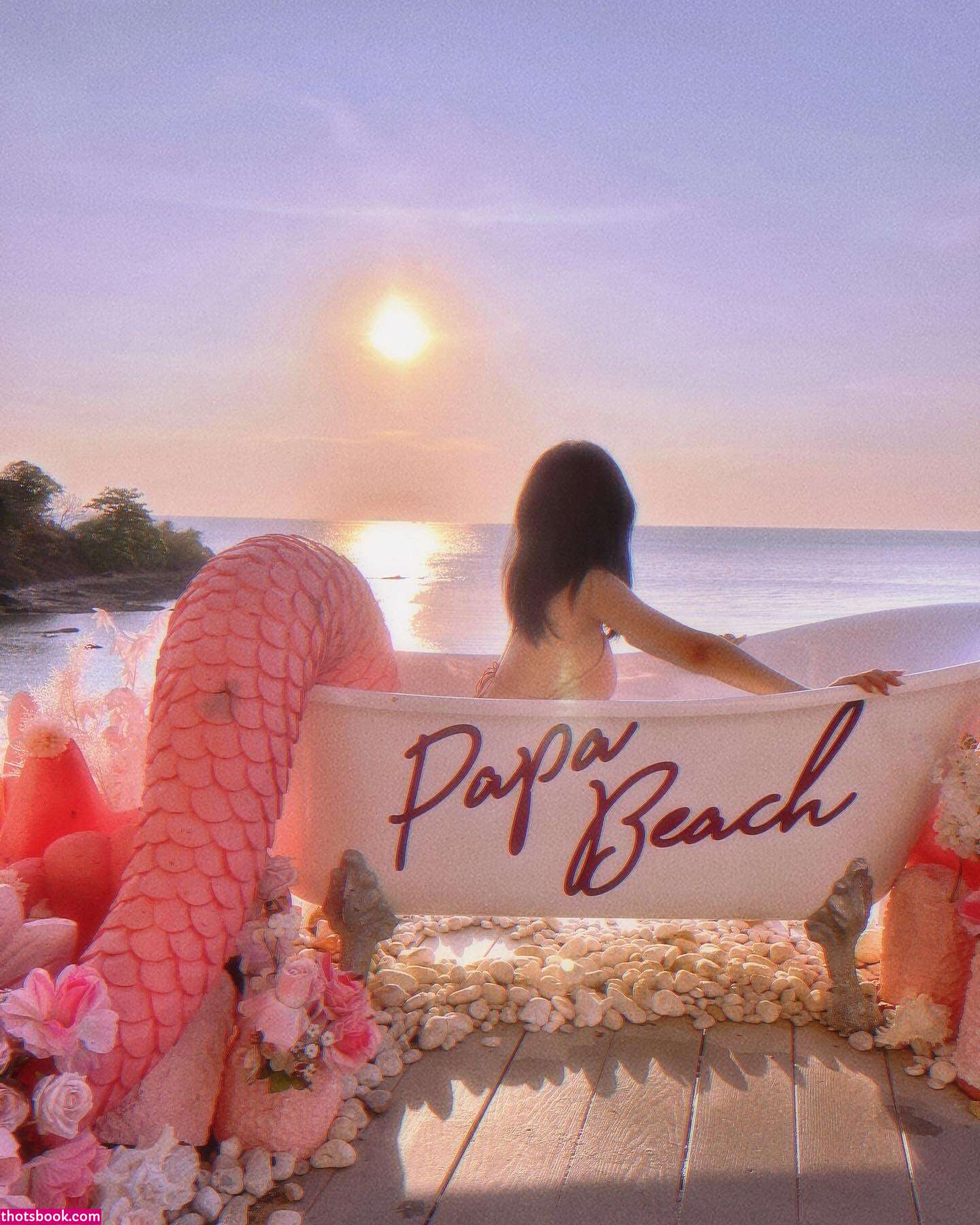 Prapatsorn Theethatburee Photo #47