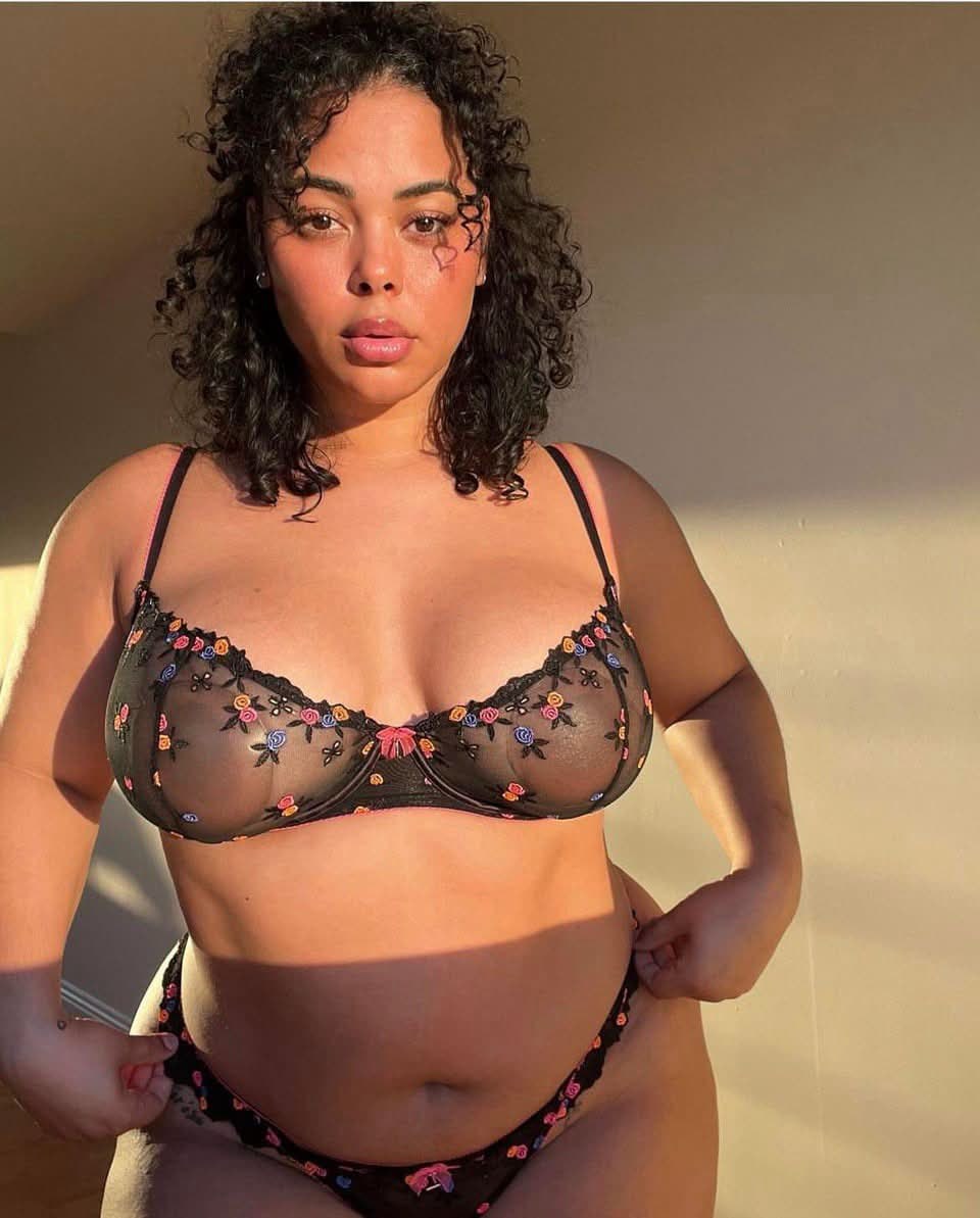 Tabria Majors Photo #8