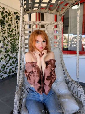 mini_redhead Photo #23