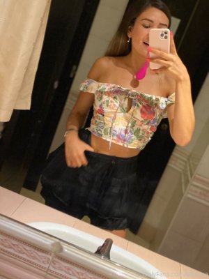 Mia Karina Photo #7