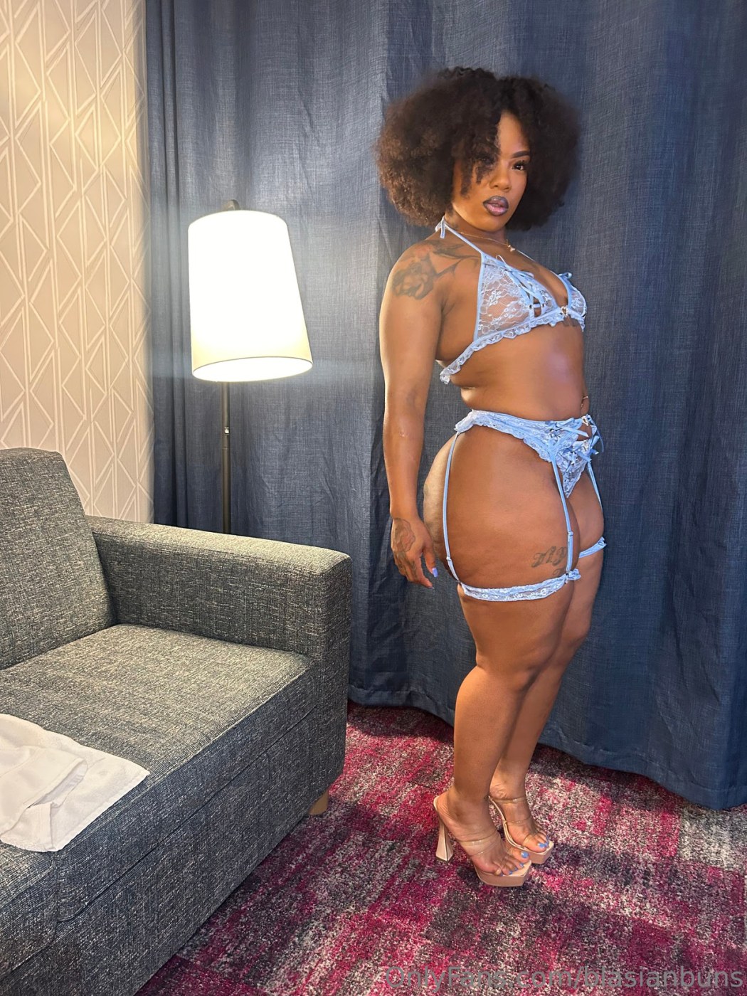 blasianbuns Photo #3