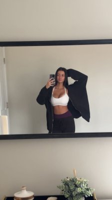 Gianna Thimons Photo #37