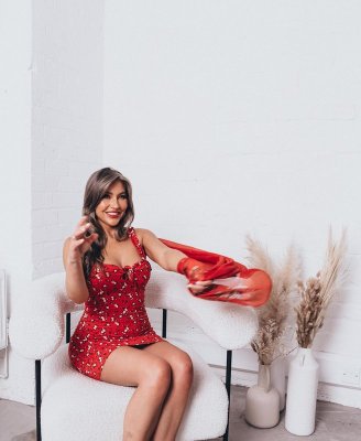Gracie Lewis Photo #5