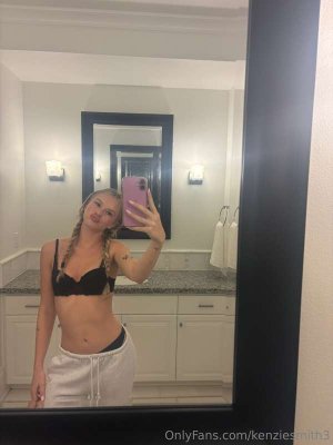 Kenziesmithh Photo #49