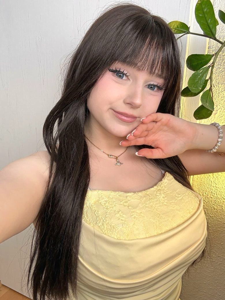 Upminaa Photo #183