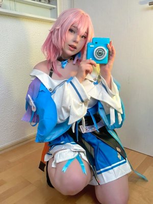Upminaa Photo #246