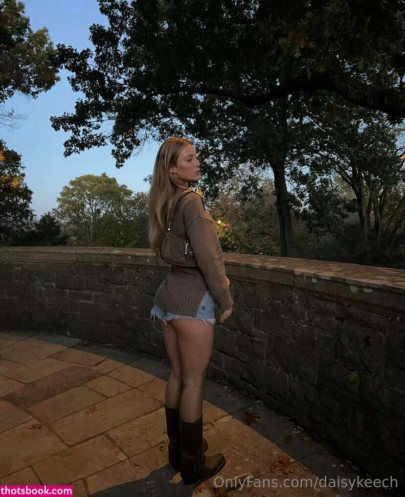 Daisy Keech Photo #422